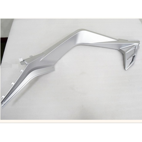 CARENAGE INFERIEUR GAUCHE SILVER S-011U