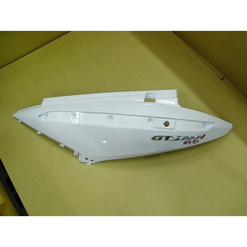 CARENAGE LAT G BLANC WH-300P AVEC ADHESI