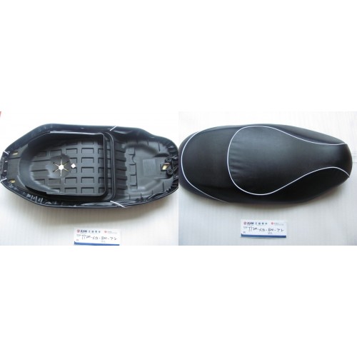 SELLE NOIRE AVEC COUTURES BLANCHES