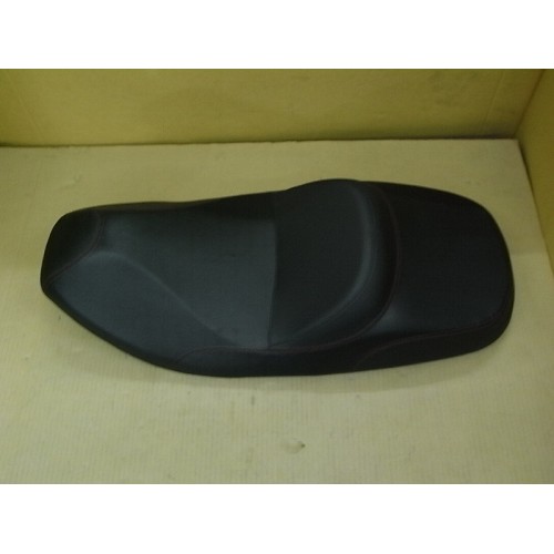 SELLE DOUBLE( COUTURE ROUGE)