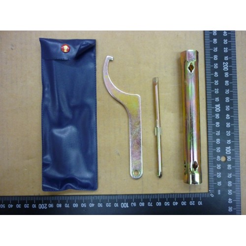 TOOL SET