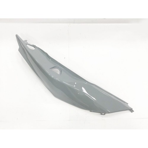 R BODY COVER GY-008C