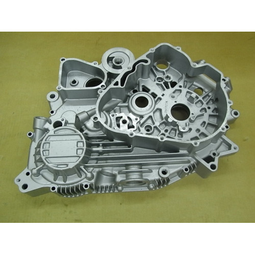CARTER MOTEUR DROIT