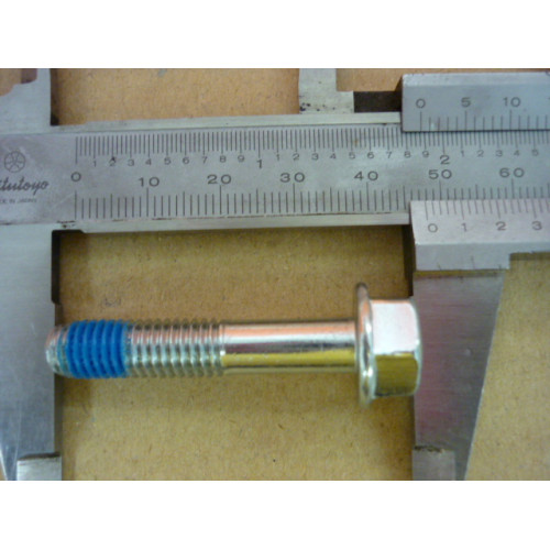 BOULON 8 X 40