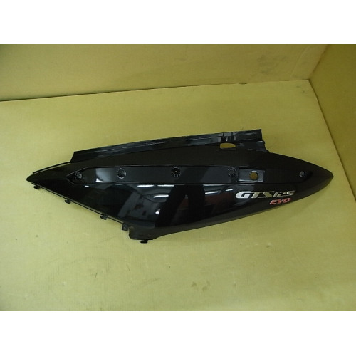 CARENAGE LAT G NOIR BK-433S AVEC ADHESIF